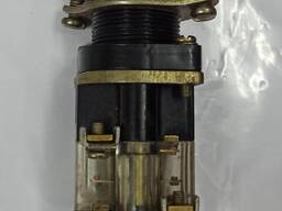 Продам кнопки КМЕ4111 черная 1NO 1NC