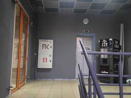 Продам офис 82 м. кв. , 4/8, пр. Пушкина угол ул. Юрия Савченко.