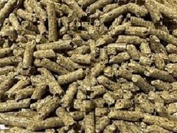 Продам пеллеты из овсяной лузги для отопления.