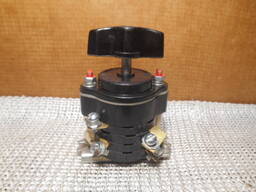 Продам переключатель пакетный ПП4-10М3