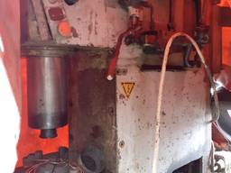 Продам пресс гидравлический 100 тонн