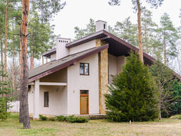 Продам просторий будинок на березі річки в сосновому лісі Піщанки