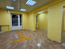 Продам приміщення магазин 54м2 на Победі-6.