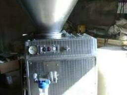 Продам шприц наполнитель вакуумный Красноярский 221 ФБ