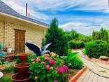 Продам современный дом в Новоалександровке - фото 1