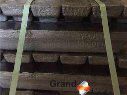 Свинець в чушці