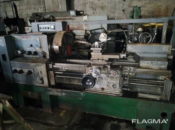 Продам токарно винторезный станок МК6056