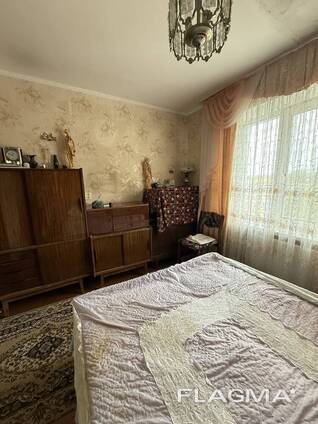 Продам трикімнатну квартиру в місті Кропивницький