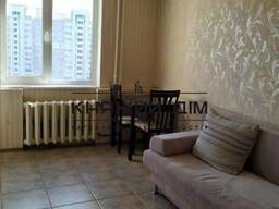 Продаж 1-кімнатної квартири, вул. Драгоманова. Код 21147754