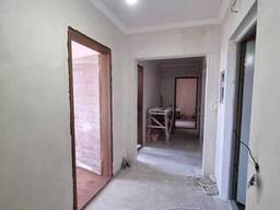 Продаж 2к квартири 72 кв м