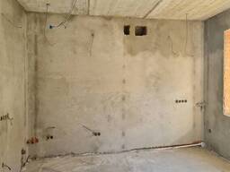 Продаж 3 поверхового будинку з опаленням і ділянкою на 12 соток, 415 кв. м, 7 кімнат. ..