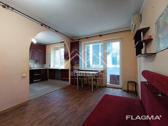 Продаж 3к. квартири по проспекту Металургів/Соцмісто