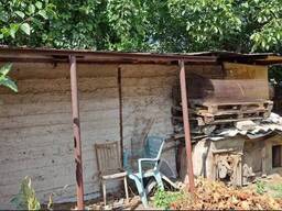 Продаж будинку під ремонт з великою ділянкою