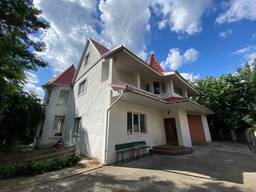 Продаж будинок 308м2 у Гатному біля метро Теремки, 10 хвилин пішки