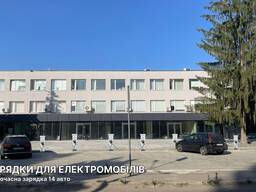 Продаж нових комерційних приміщень в районі Едельвіки