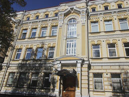 Продаж офісної будівлі, центр Києва, вул. Михайлівська 12 б