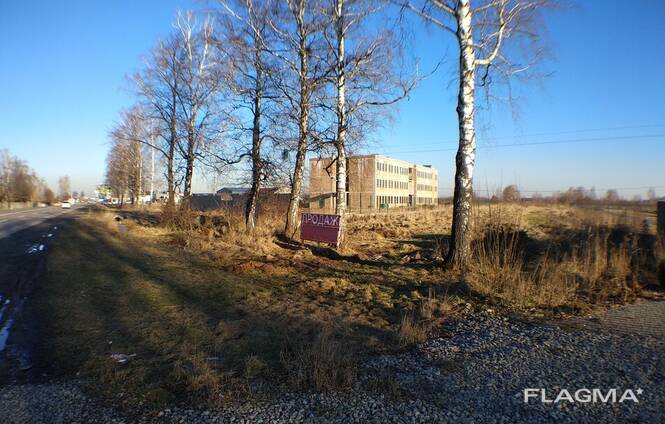 Продаж земельної ділянки у приміському селі Драгомирчани, місто Івано-Франківськ.