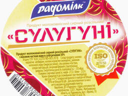 Продукт молокосодержащий сырный розсольный Сулугуни 50% (вакуум) ТМ "Радомилк"