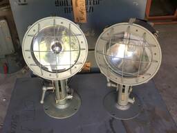 Прожектор катерный СС-890