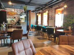 Прибутковий ресторан у Києві на Подолі