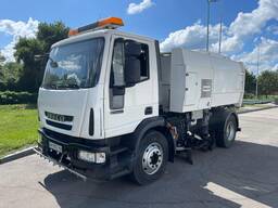 Прибиральний автомобіль Iveco ML150E22 2011