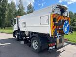 Прибиральний автомобіль Iveco ML150E22 2011 - фото 2