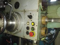 Радиально сверлильный 2л554