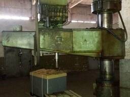 Радиально сверлильный станок 2А554.