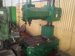 Радиально-сверлильный станок 2Л53