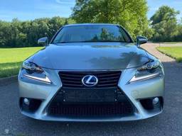 Разборка LEXUS IS XE30 запчасти б/у