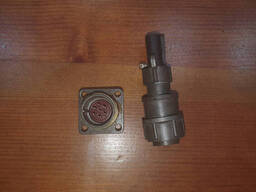 Разъем на 7 контактов (вилка и розетка). СССР.