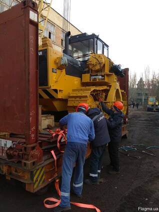 Разгрузка спецтехники Flat Rack, негабарита в порту, трал