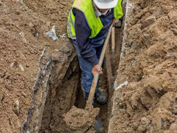 Розробка траншей, котлованів