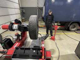 Шиномонтаж для грузовиков, спецтехники, тракторов 14-56''. Ремонт колёс, замена резины