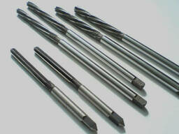 Развертка ручная 1:50 Ф5 с цилиндрическим хвостовиком. ..