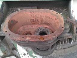 Корпус Поворотного редуктора У 3515 и различные шестерни к нему