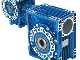 Редуктори, мотор-редуктори та єлектродвигуни.