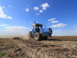 Ремонт тракторов: ХТЗ, ХТА, Т-150, К-700, К-701