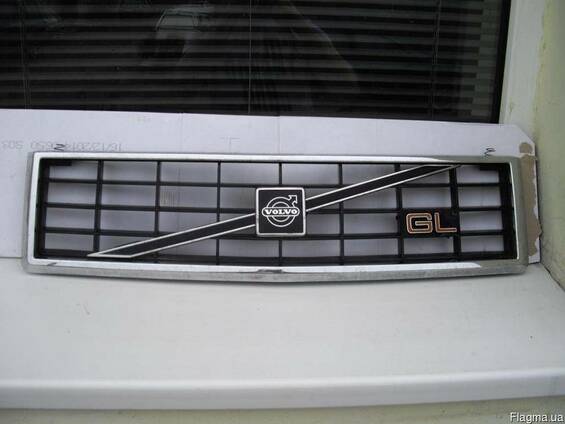 Решетка радиатора Volvo 340