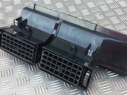 Решетка торпедо вентиляционная 1308808 DAF XF 106 Euro 6