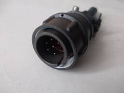 Роз'єми 2РМ18КПН7Ш1В1