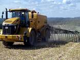 Самохідний розкидач органічних добрив Challanger Terra Gator 2244 - фото 2