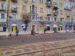 Сдам магазин 235 кв. м. в самом центре Днепродзержинска