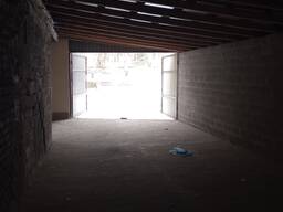 Сдам небольшое помещение под склад, хранение внизу пр-та Петровского