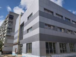 Сдам помещение 1076м, 3/3, красная линия, высокий трафик, Центр