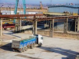 Сдам в аренду площадку с ЖД веткой и мостовым краном