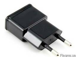 Сетевой адаптер 2А для зарядки от сети через USB - разъем