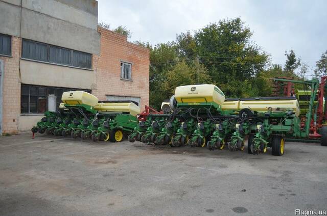 Сеялка пропашная John Deere 2126 7000 7200