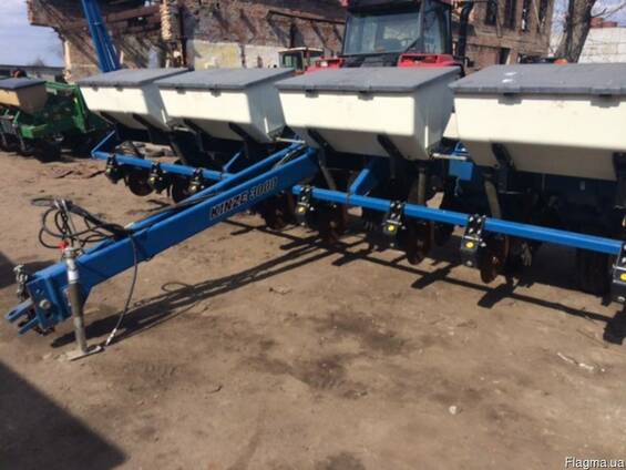 Сеялка точного высева Kinze 3000 8-рядная
