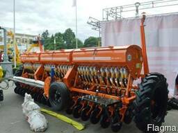 Сеялка универсальная зерновая СЗФ-5400-V (Вариаторная)